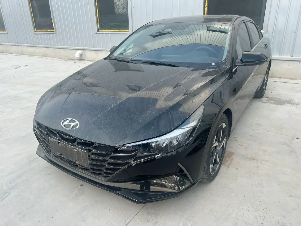 2022 Hyundai Elantra 1.5L 115HP L4 CVT
