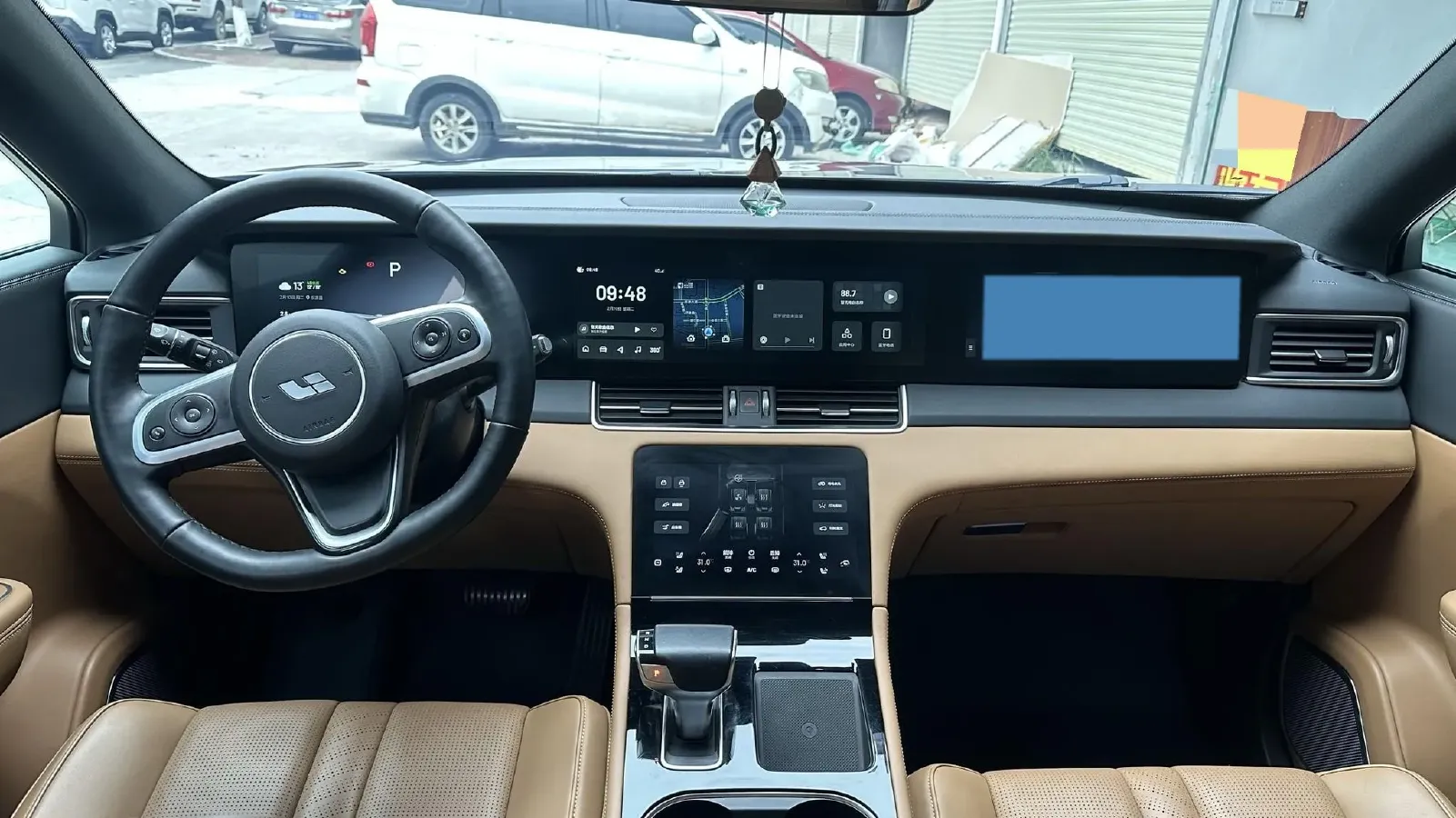 2020 Li ONE Range Extended 131HP REEV 40.5KWH,autocango,china used car exporter,china ev exporter,chinese used car exporter,chinese used ev exporter