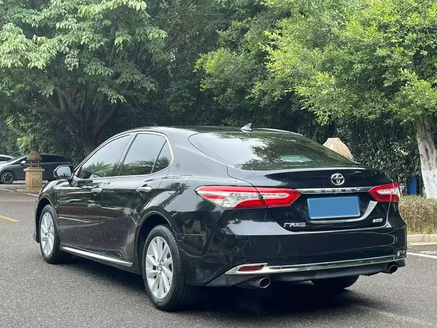 2023 Toyota Camry 2.0L 177HP L4 CVT,autocango,china used car exporter,china ev exporter,chinese used car exporter,chinese used ev exporter