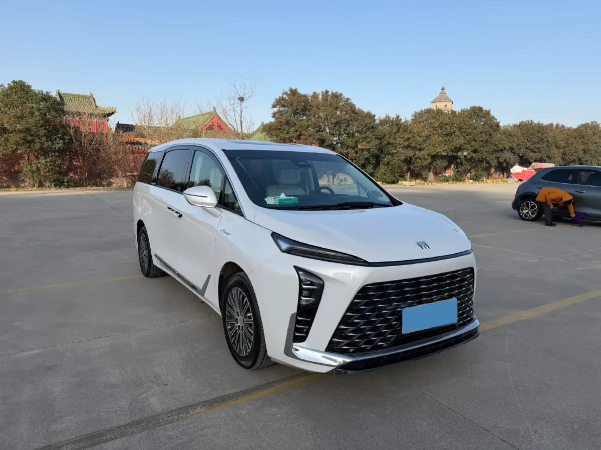 2024 Buick GL8 1.5T 180HP L4 2DHT PHEV 24.4KWH,autocango,china used car exporter,china ev exporter,chinese used car exporter,chinese used ev exporter