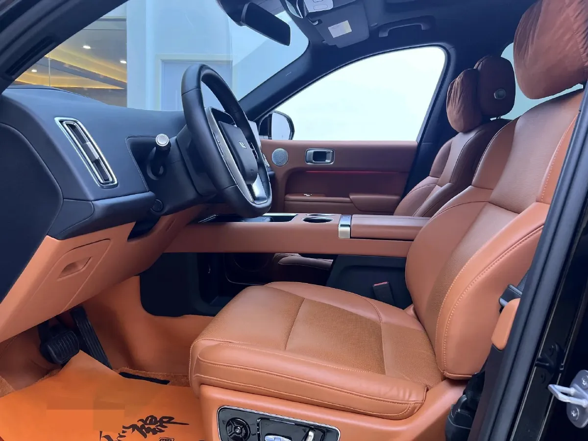 2024 Land Rover Range Rover Evoque 1.5T 200HP L3 8AT PHEV 15.5KWH,autocango,china used car exporter,china ev exporter,chinese used car exporter,chinese used ev exporter