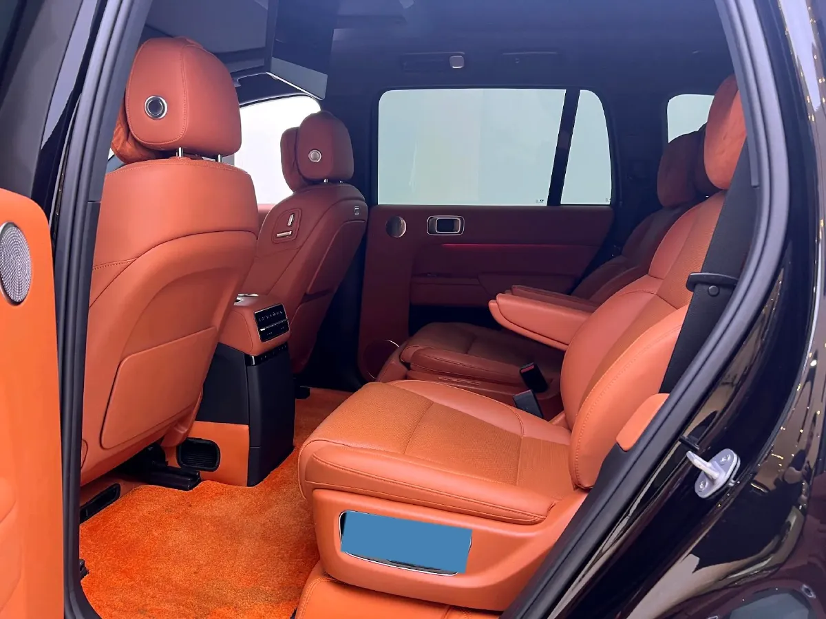 2024 Land Rover Range Rover Evoque 1.5T 200HP L3 8AT PHEV 15.5KWH,autocango,china used car exporter,china ev exporter,chinese used car exporter,chinese used ev exporter