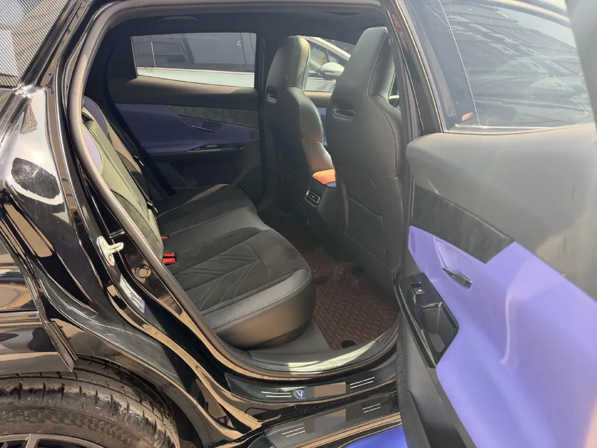 2023 ChangAn UNI-T 1.5T 188HP L4 7DCT,autocango,china used car exporter,china ev exporter,chinese used car exporter,chinese used ev exporter