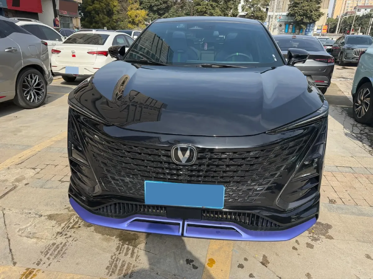 2023 ChangAn UNI-T 1.5T 188HP L4 7DCT,autocango,china used car exporter,china ev exporter,chinese used car exporter,chinese used ev exporter