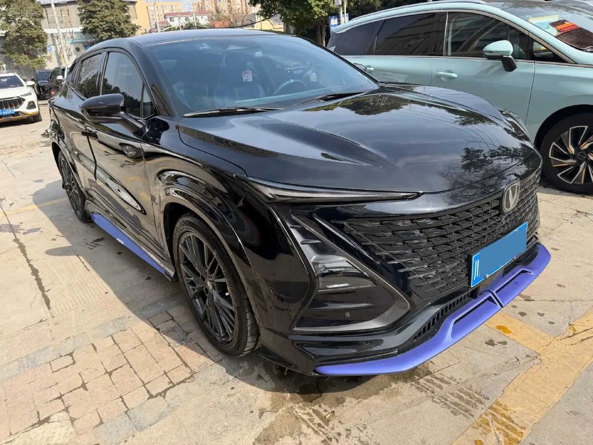2023 ChangAn UNI-T 1.5T 188HP L4 7DCT,autocango,china used car exporter,china ev exporter,chinese used car exporter,chinese used ev exporter