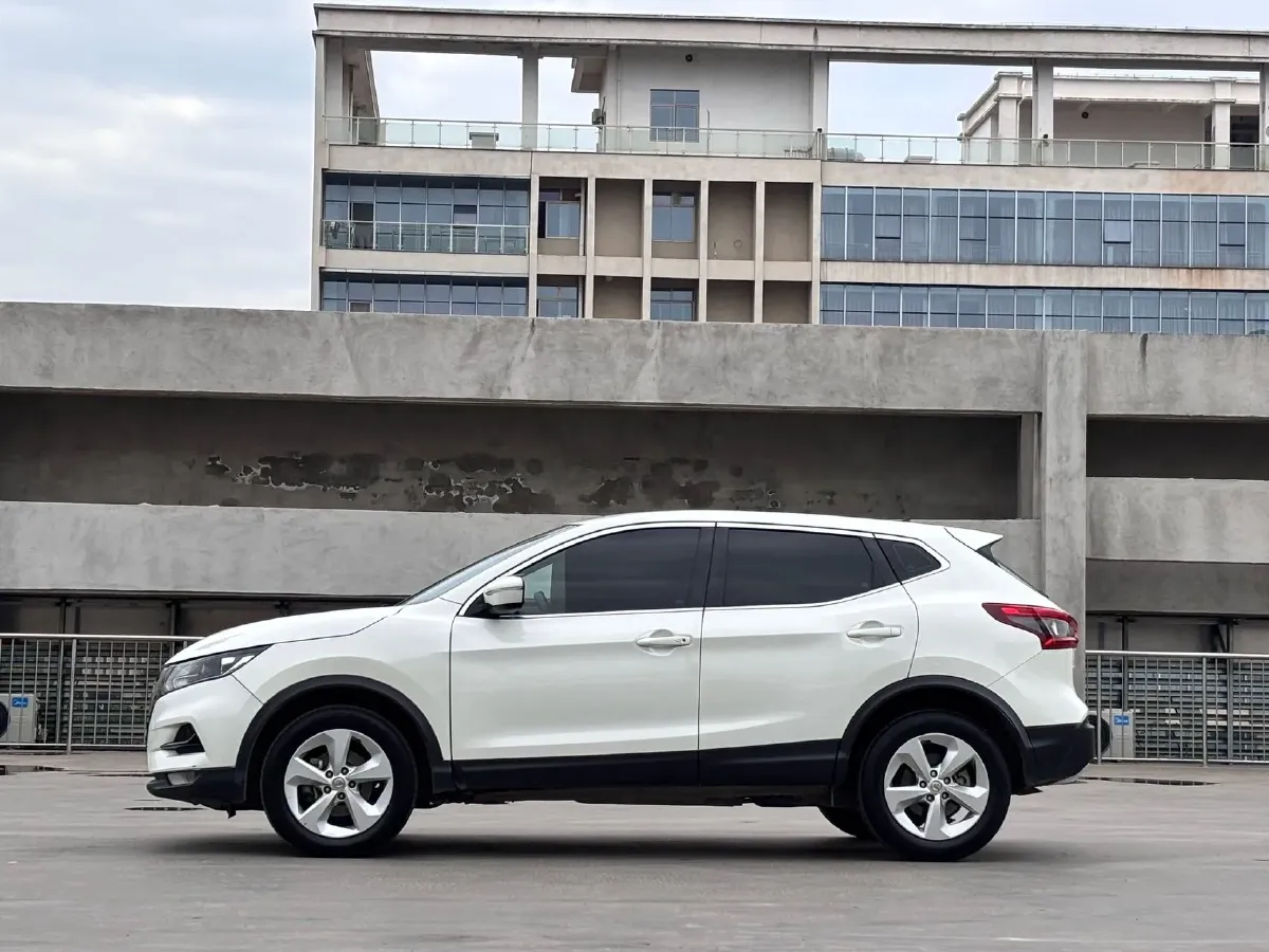 2022 Nissan Qashqai 2.0L 151HP L4 CVT,autocango,china used car exporter,china ev exporter,chinese used car exporter,chinese used ev exporter