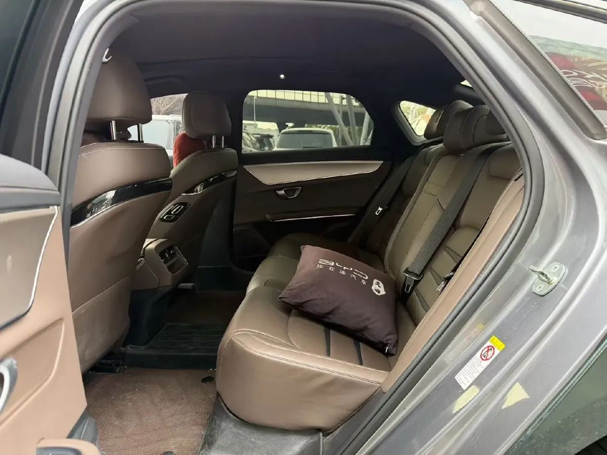 2021 BYD Han BEV 64.8KWH,autocango,china used car exporter,china ev exporter,chinese used car exporter,chinese used ev exporter