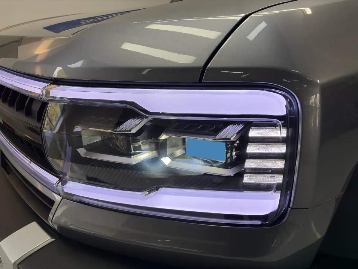 2023 FangChengBao Bao 5 1.5T 194HP L4 E-CVT PHEV 31.8KWH,autocango,china used car exporter,china ev exporter,chinese used car exporter,chinese used ev exporter