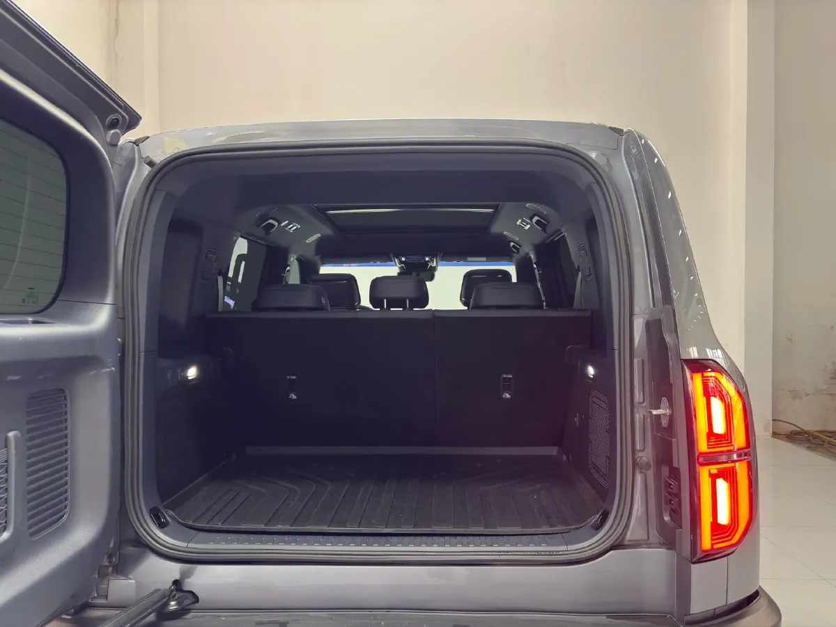 2023 FangChengBao Bao 5 1.5T 194HP L4 E-CVT PHEV 31.8KWH,autocango,china used car exporter,china ev exporter,chinese used car exporter,chinese used ev exporter