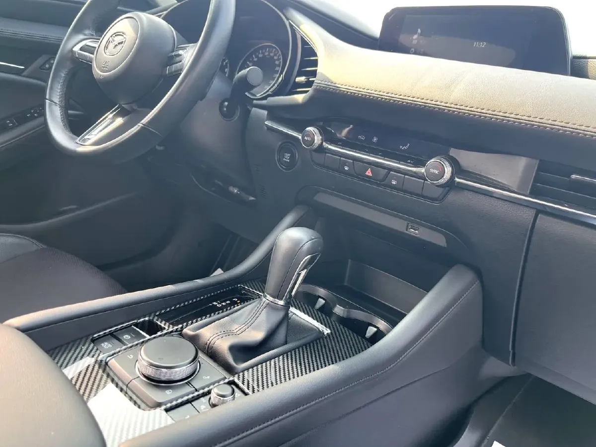 2022 Mazda 3 Axela 2.0L 158HP L4 6AT,autocango,china used car exporter,china ev exporter,chinese used car exporter,chinese used ev exporter