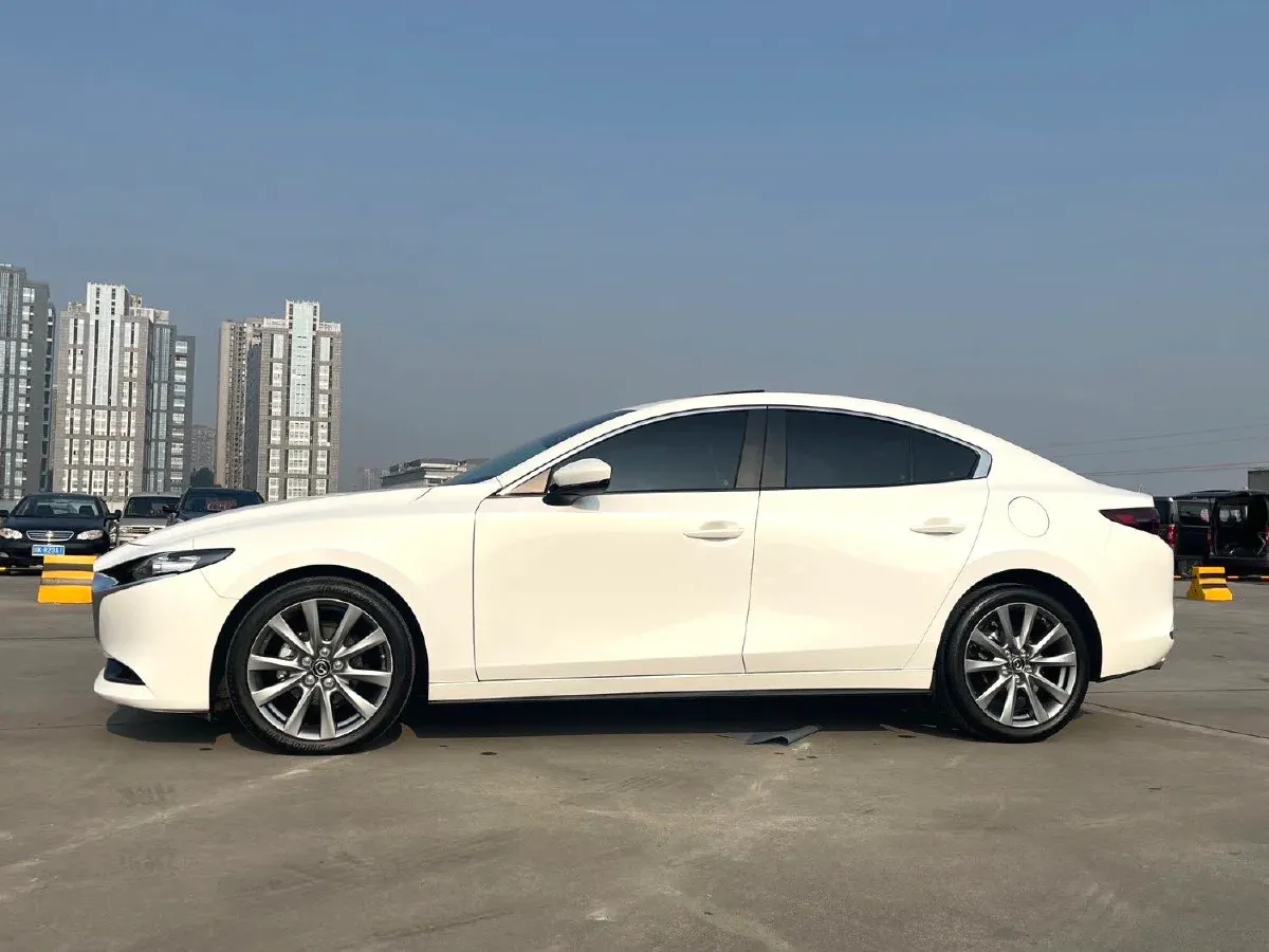 2022 Mazda 3 Axela 2.0L 158HP L4 6AT,autocango,china used car exporter,china ev exporter,chinese used car exporter,chinese used ev exporter