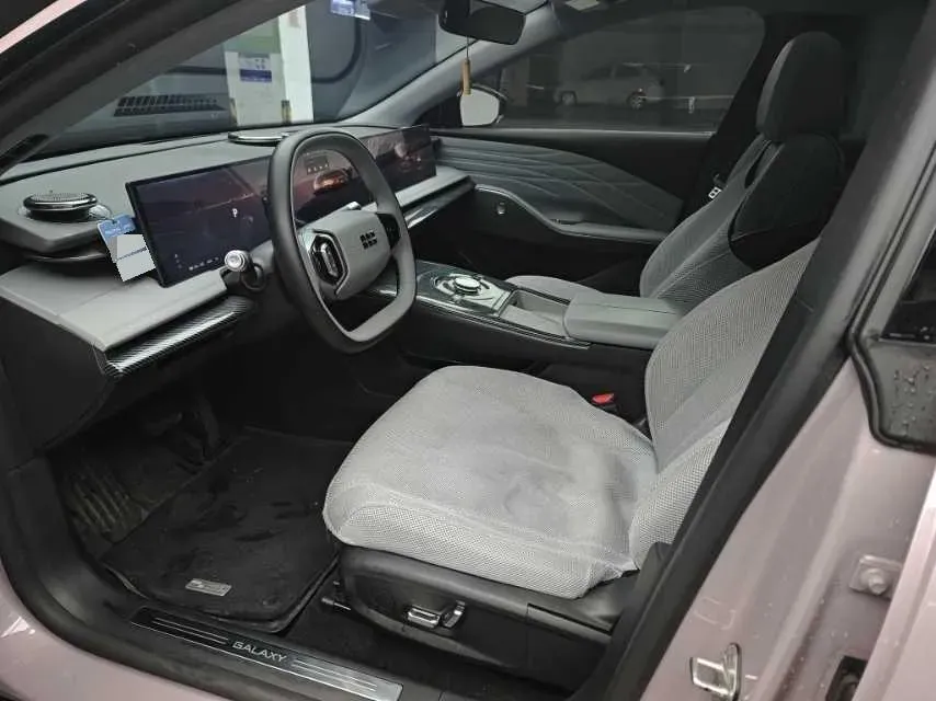 2024 Geely Galaxy E8 BEV 62KWH,autocango,china used car exporter,china ev exporter,chinese used car exporter,chinese used ev exporter