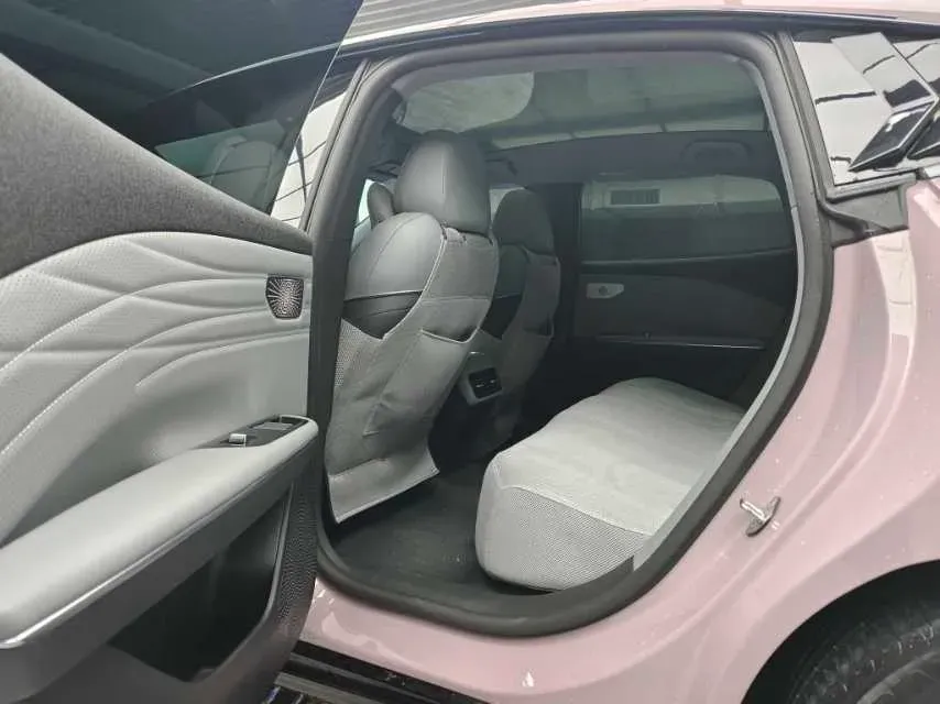 2024 Geely Galaxy E8 BEV 62KWH,autocango,china used car exporter,china ev exporter,chinese used car exporter,chinese used ev exporter