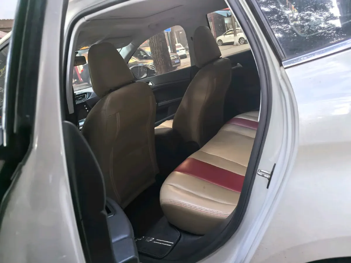 2018 Peugeot 308 1.6L 117HP L4 6AT,autocango,china used car exporter,china ev exporter,chinese used car exporter,chinese used ev exporter