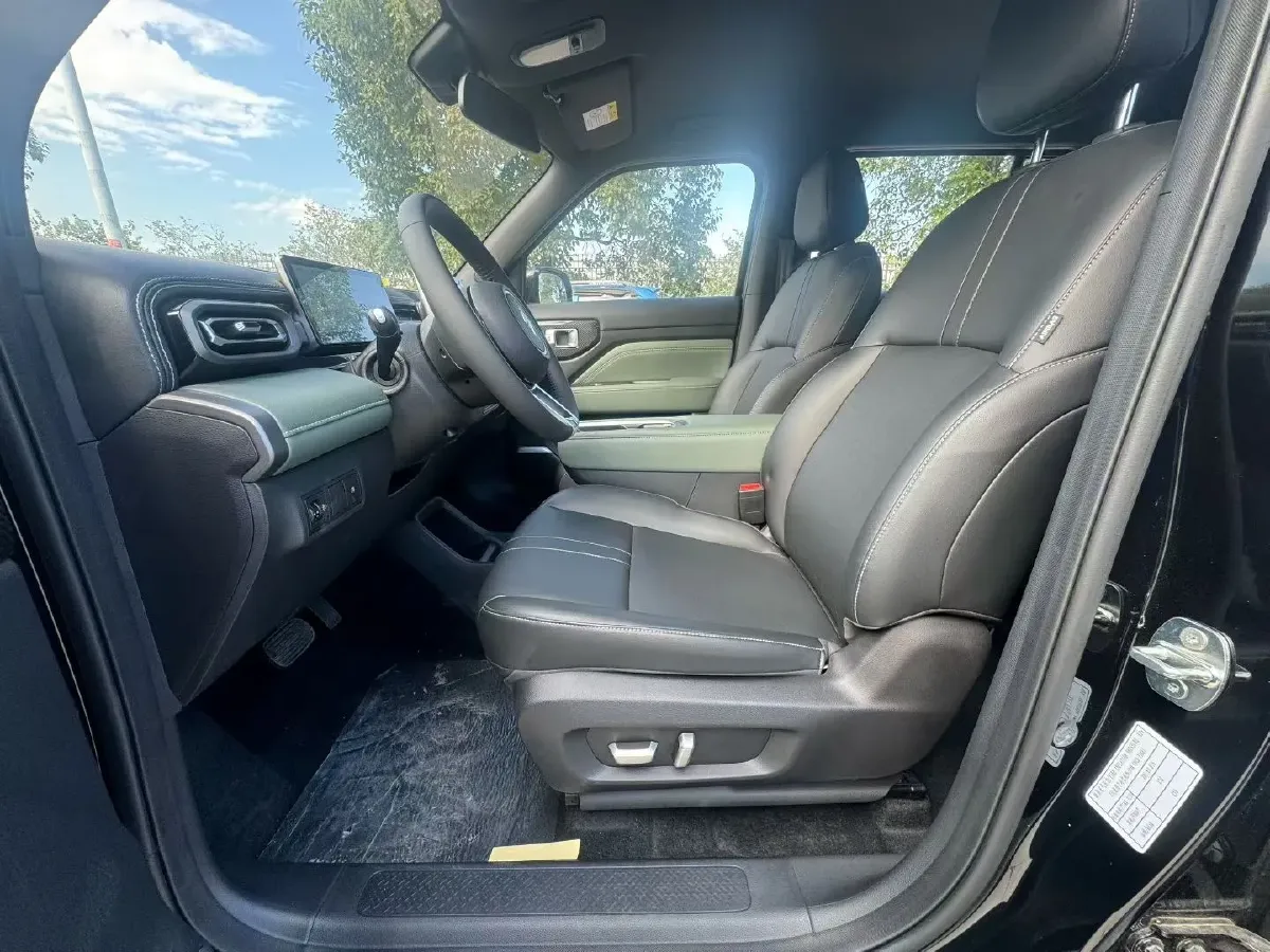 2025 BaoJun YepPlus BEV 41.9KWH,autocango,china used car exporter,china ev exporter,chinese used car exporter,chinese used ev exporter