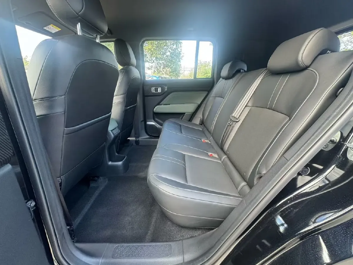 2025 BaoJun YepPlus BEV 41.9KWH,autocango,china used car exporter,china ev exporter,chinese used car exporter,chinese used ev exporter