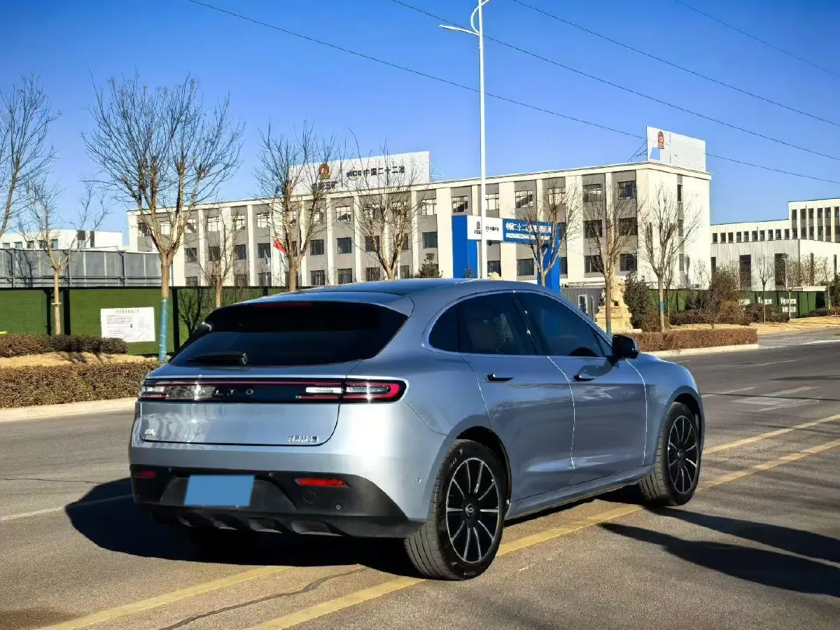 2022 Infiniti Q50L 2.0T 211HP L4 7AT,autocango,china used car exporter,china ev exporter,chinese used car exporter,chinese used ev exporter