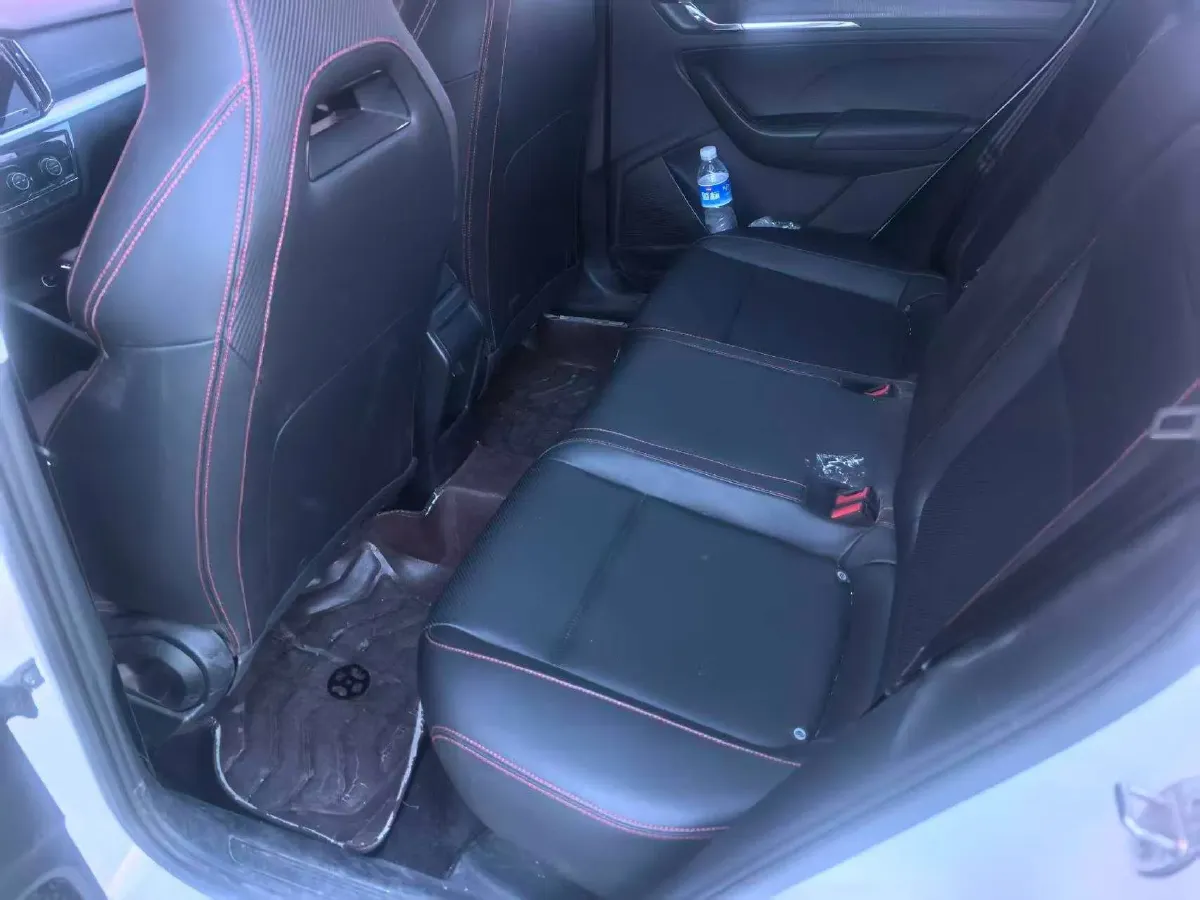 2022 Skoda Kamiq 1.5L 112HP L4 6AT,autocango,china used car exporter,china ev exporter,chinese used car exporter,chinese used ev exporter