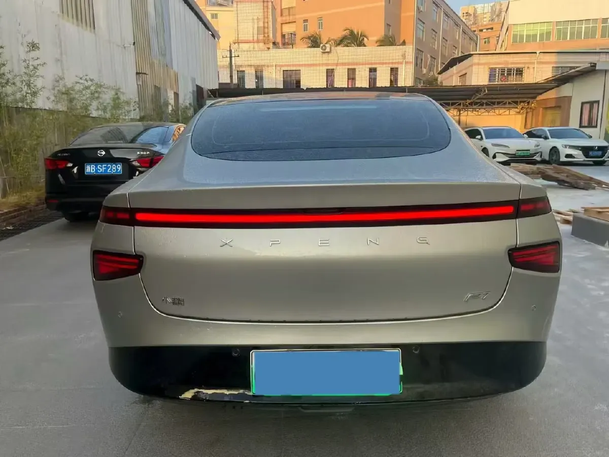 2022 Xpeng P7 BEV 60.2KWH,autocango,china used car exporter,china ev exporter,chinese used car exporter,chinese used ev exporter