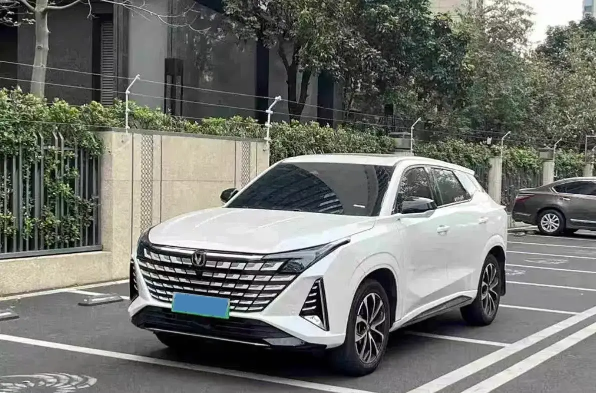 2025 ChangAn UNI-Z 1.5L 98HP L4 E-CVT PHEV