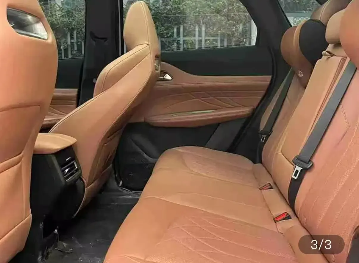 2025 ChangAn UNI-Z 1.5L 98HP L4 E-CVT PHEV,autocango,china used car exporter,china ev exporter,chinese used car exporter,chinese used ev exporter