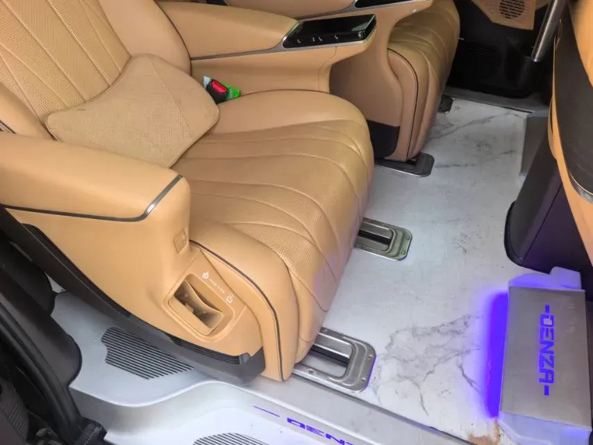 2024 Denza D9 1.5T 139HP L4 E-CVT PHEV 40KWH,autocango,china used car exporter,china ev exporter,chinese used car exporter,chinese used ev exporter