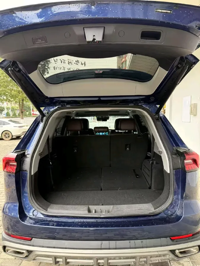 2022 Chery Tiggo 8 PRO 1.6T 197HP L4 7DCT,autocango,china used car exporter,china ev exporter,chinese used car exporter,chinese used ev exporter