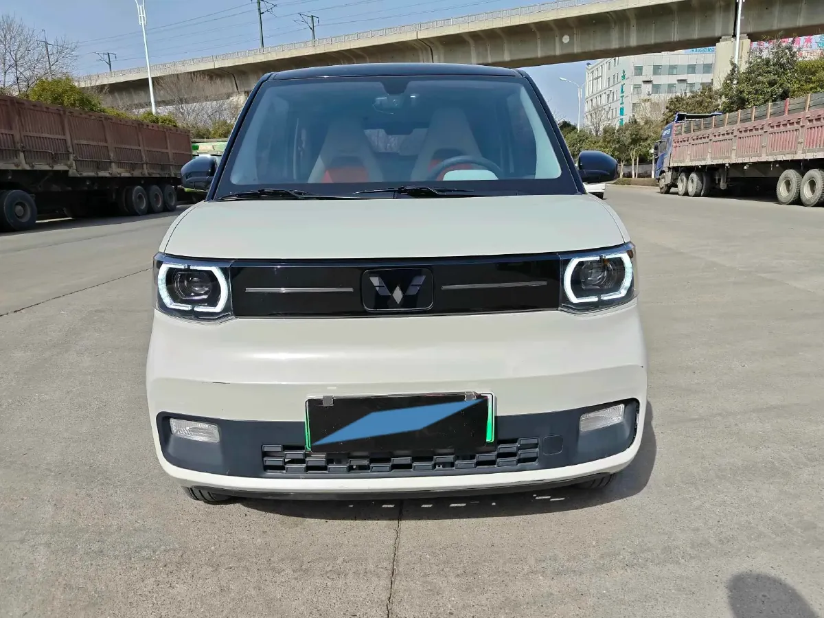 2022 WuLing HongGuang MINI EV BEV 9KWH,autocango,china used car exporter,china ev exporter,chinese used car exporter,chinese used ev exporter