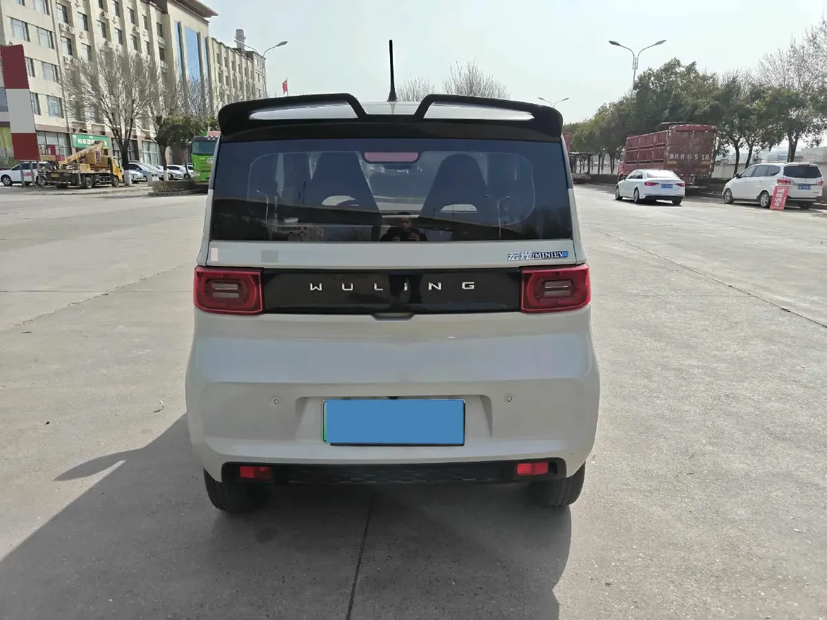 2022 WuLing HongGuang MINI EV BEV 9KWH,autocango,china used car exporter,china ev exporter,chinese used car exporter,chinese used ev exporter
