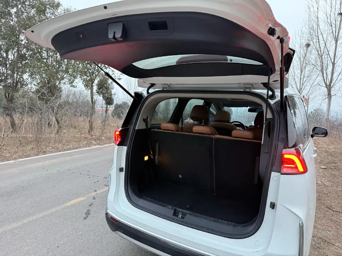 2021 MAXUS G50 1.5T 169HP L4 7DCT,autocango,china used car exporter,china ev exporter,chinese used car exporter,chinese used ev exporter