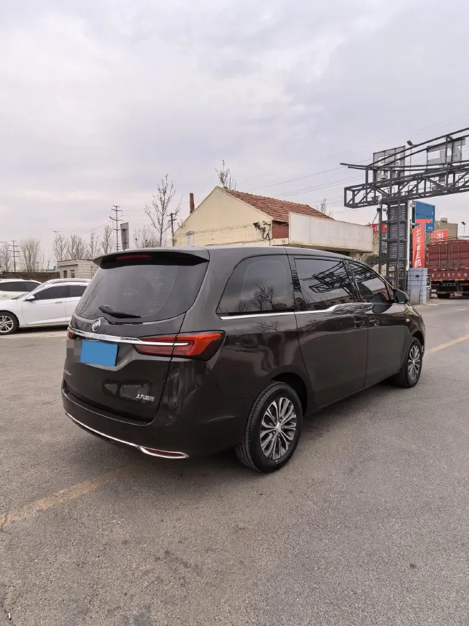 2022 Buick GL8 2.0T 237HP L4 9AT,autocango,china used car exporter,china ev exporter,chinese used car exporter,chinese used ev exporter