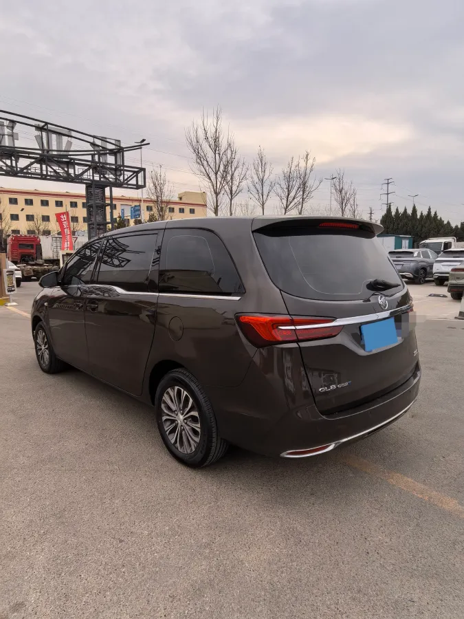 2022 Buick GL8 2.0T 237HP L4 9AT,autocango,china used car exporter,china ev exporter,chinese used car exporter,chinese used ev exporter