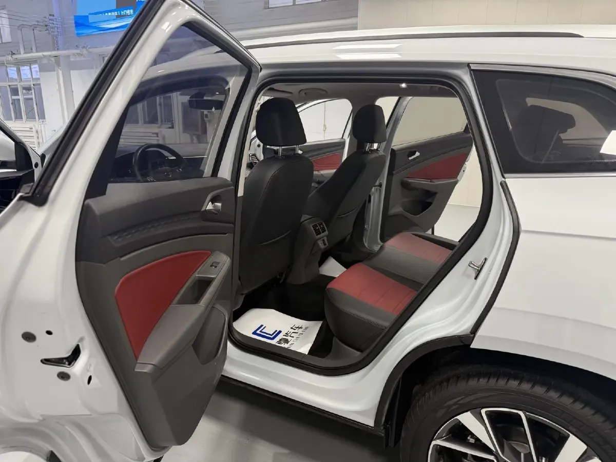 2020 Jetta VS7 1.4T 150HP L4 6AT,autocango,china used car exporter,china ev exporter,chinese used car exporter,chinese used ev exporter