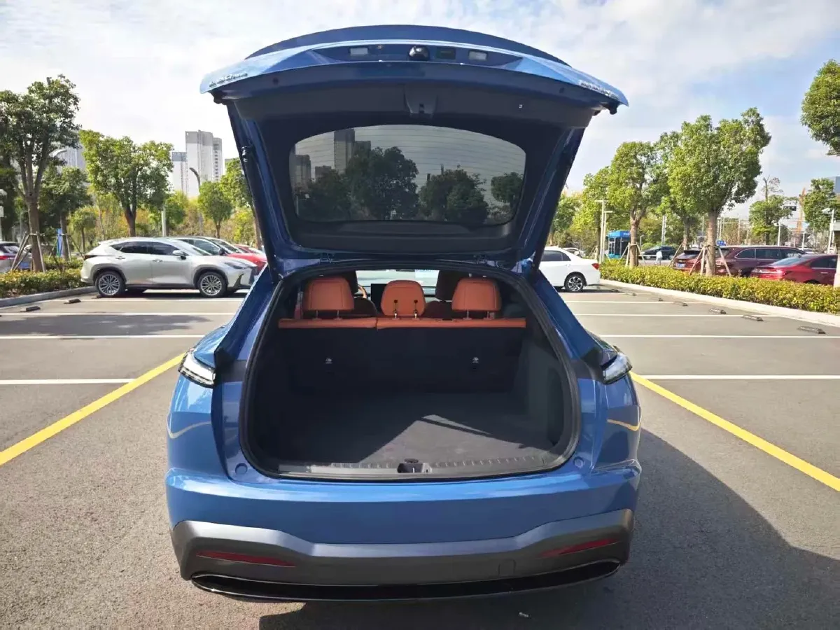 2024 ONVO L60 BEV 60KWH,autocango,china used car exporter,china ev exporter,chinese used car exporter,chinese used ev exporter