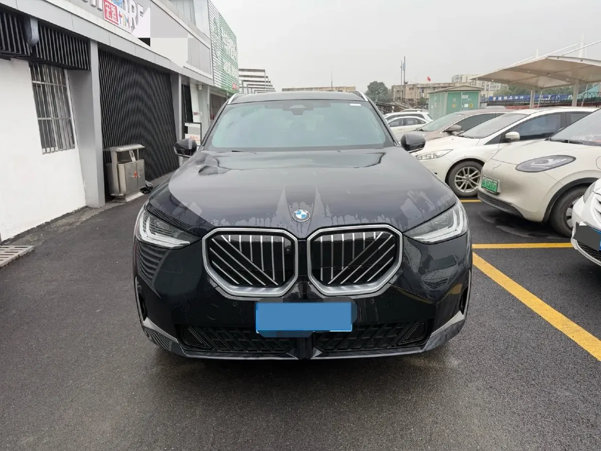 2025 BMW X3 2.0T 258HP L4 8AT,autocango,china used car exporter,china ev exporter,chinese used car exporter,chinese used ev exporter