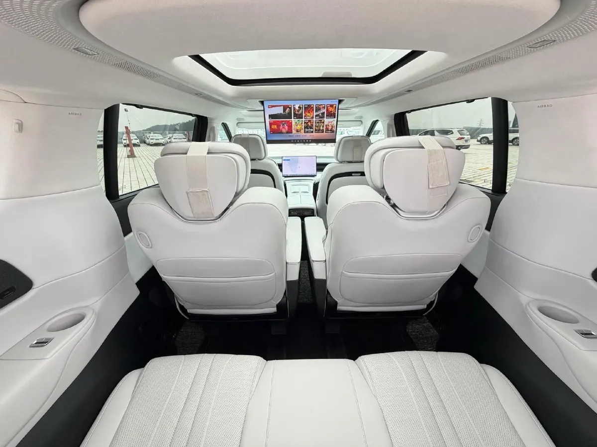 2024 Xpeng X9 BEV 101.5KWH,autocango,china used car exporter,china ev exporter,chinese used car exporter,chinese used ev exporter