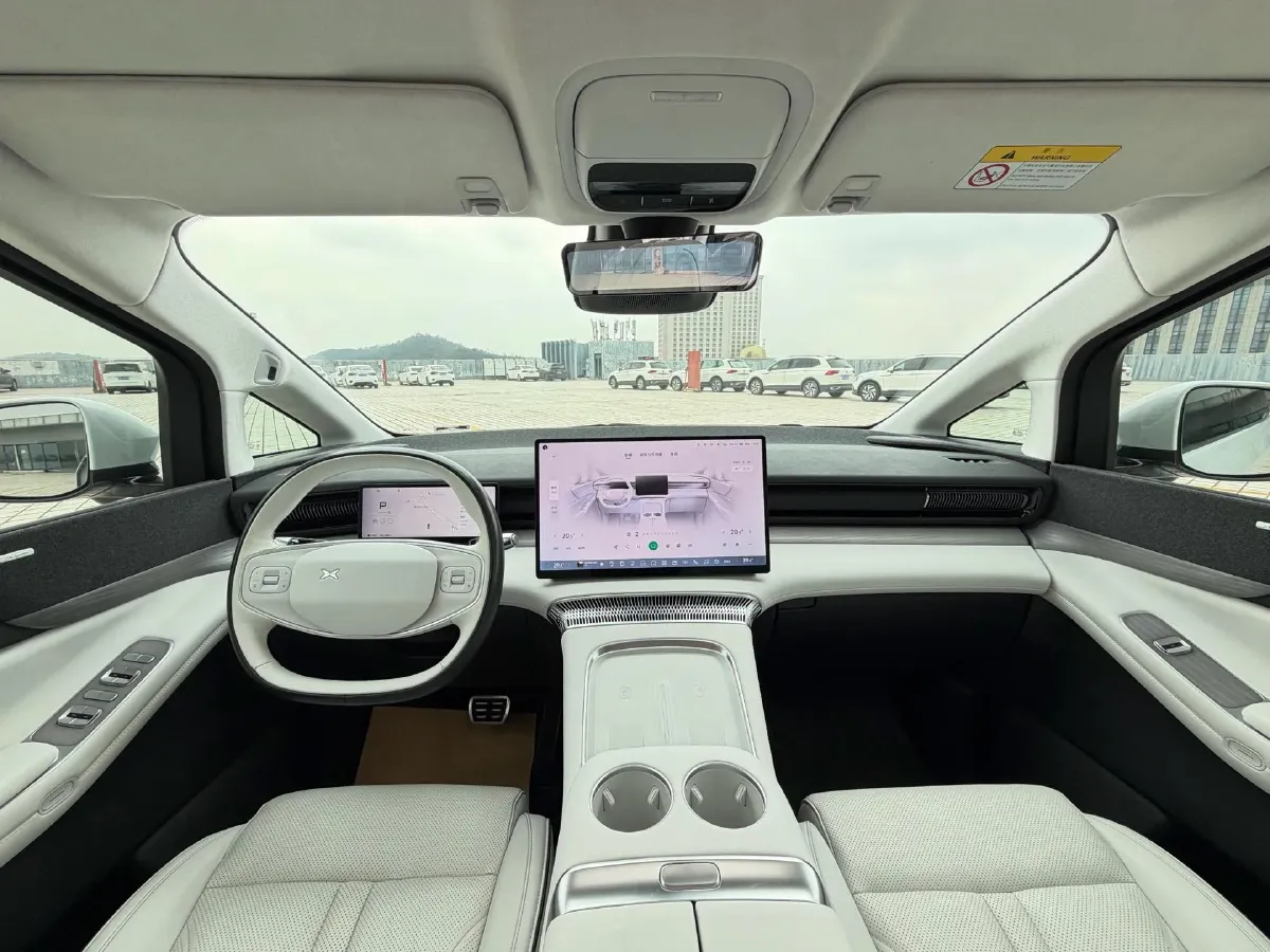 2024 Xpeng X9 BEV 101.5KWH,autocango,china used car exporter,china ev exporter,chinese used car exporter,chinese used ev exporter