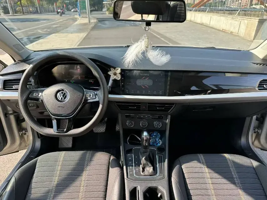 2021 Volkswagen Lavida 1.4T 150HP L4 7DCT,autocango,china used car exporter,china ev exporter,chinese used car exporter,chinese used ev exporter