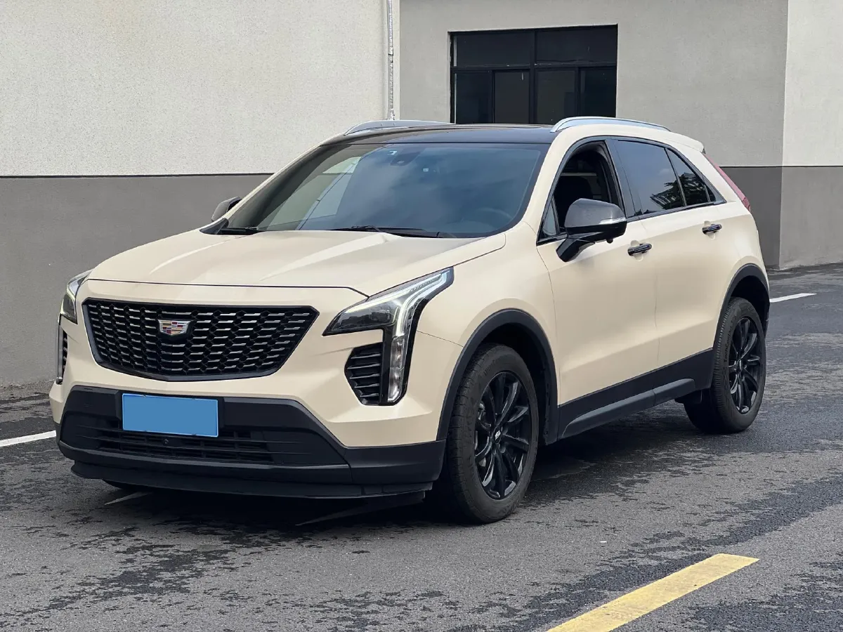 2022 Cadillac XT4 2.0T 237HP L4 9AT,autocango,china used car exporter,china ev exporter,chinese used car exporter,chinese used ev exporter