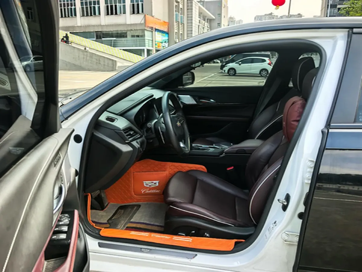 2022 Cadillac CT4 2.0T 237HP L4 8AT,autocango,china used car exporter,china ev exporter,chinese used car exporter,chinese used ev exporter