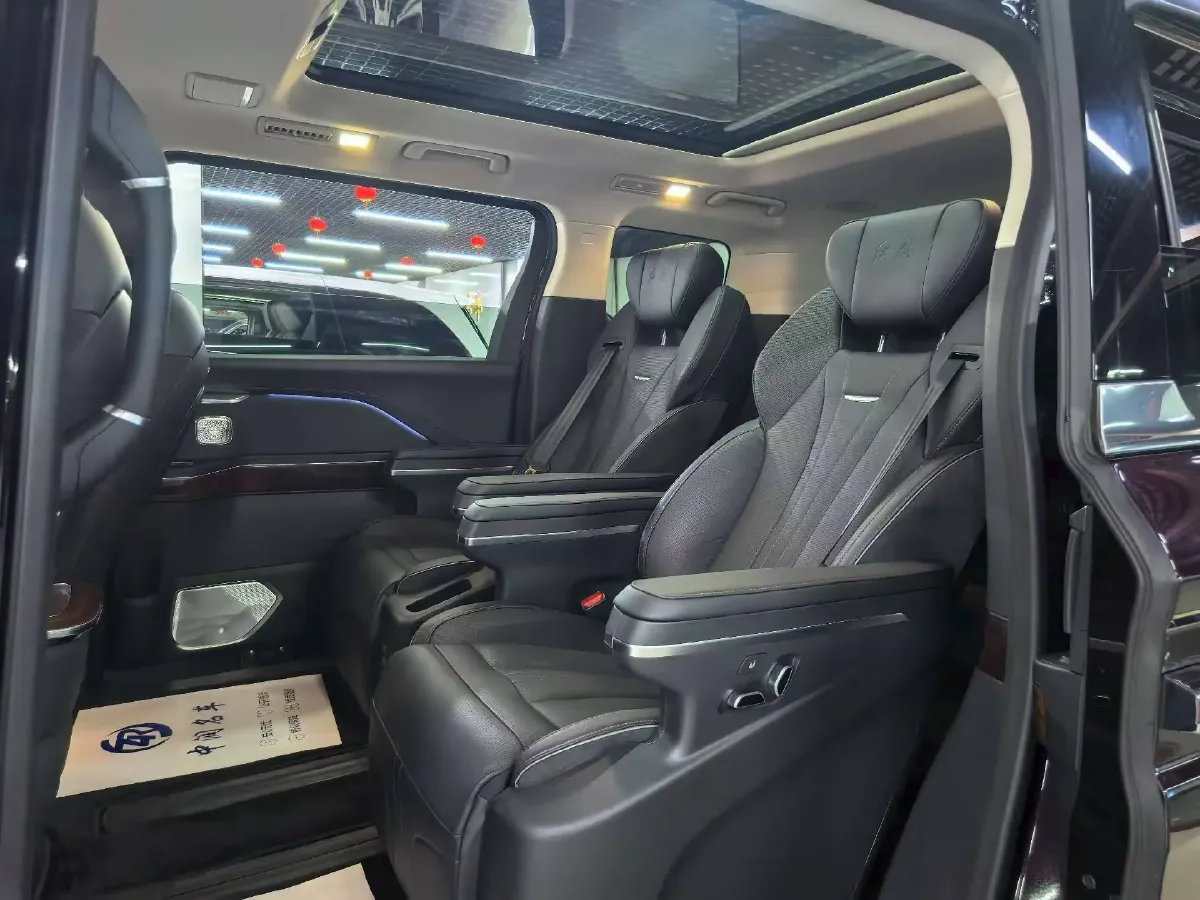 2023 HongQi HQ9 2.0T 252HP L4 8AT,autocango,china used car exporter,china ev exporter,chinese used car exporter,chinese used ev exporter