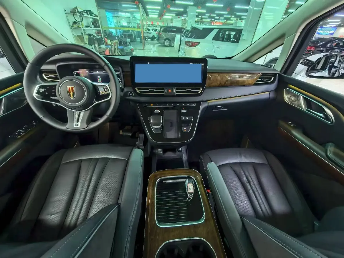 2023 HongQi HQ9 2.0T 252HP L4 8AT,autocango,china used car exporter,china ev exporter,chinese used car exporter,chinese used ev exporter