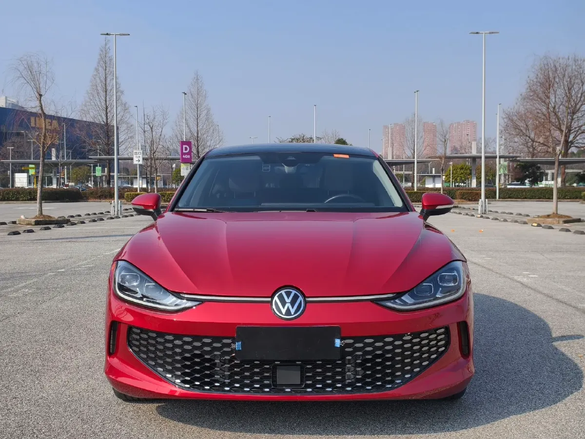 2022 Skoda Superb 2.0T 186HP L4 7DCT,autocango,china used car exporter,china ev exporter,chinese used car exporter,chinese used ev exporter