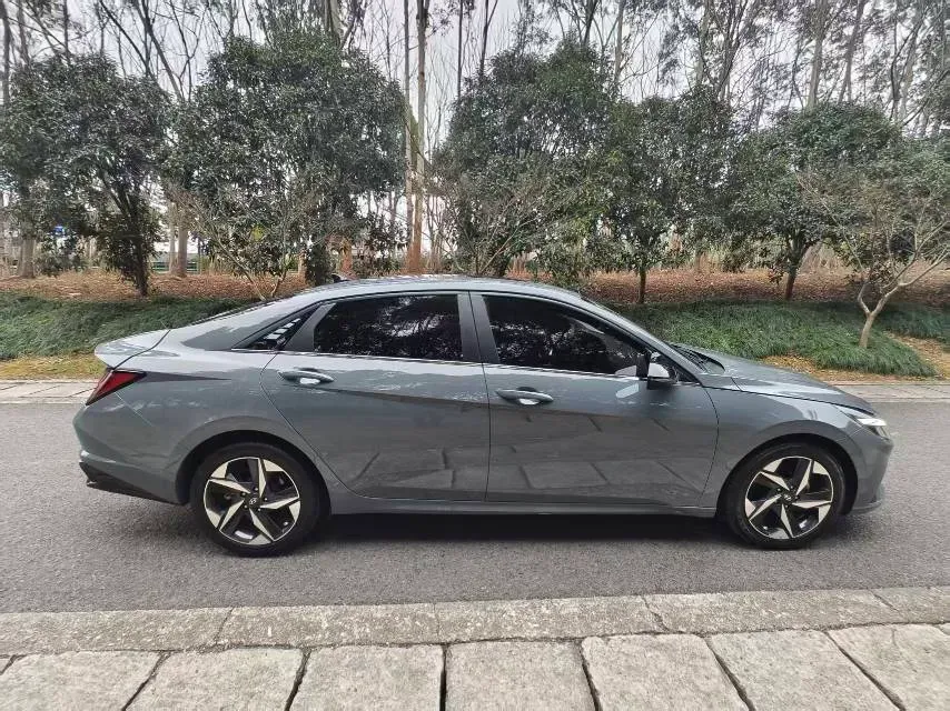 2021 Hyundai Elantra 1.5L 115HP L4 CVT,autocango,china used car exporter,china ev exporter,chinese used car exporter,chinese used ev exporter