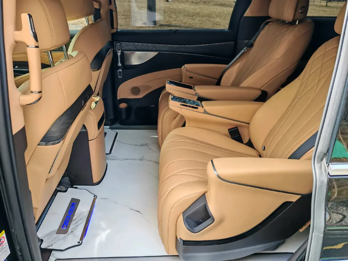 2025 Denza D9 1.5T 156HP L4 E-CVT PHEV 40KWH,autocango,china used car exporter,china ev exporter,chinese used car exporter,chinese used ev exporter