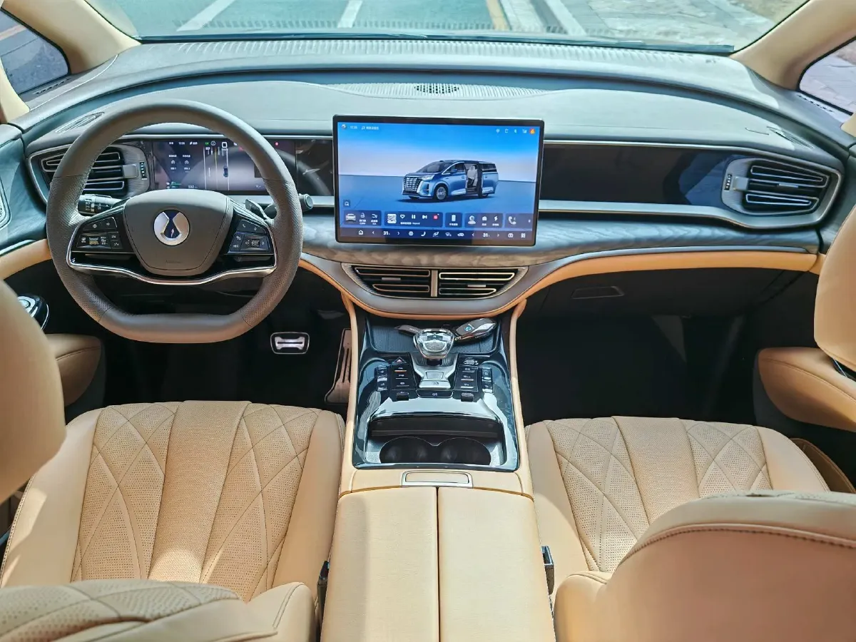 2025 Denza D9 1.5T 156HP L4 E-CVT PHEV 40KWH,autocango,china used car exporter,china ev exporter,chinese used car exporter,chinese used ev exporter