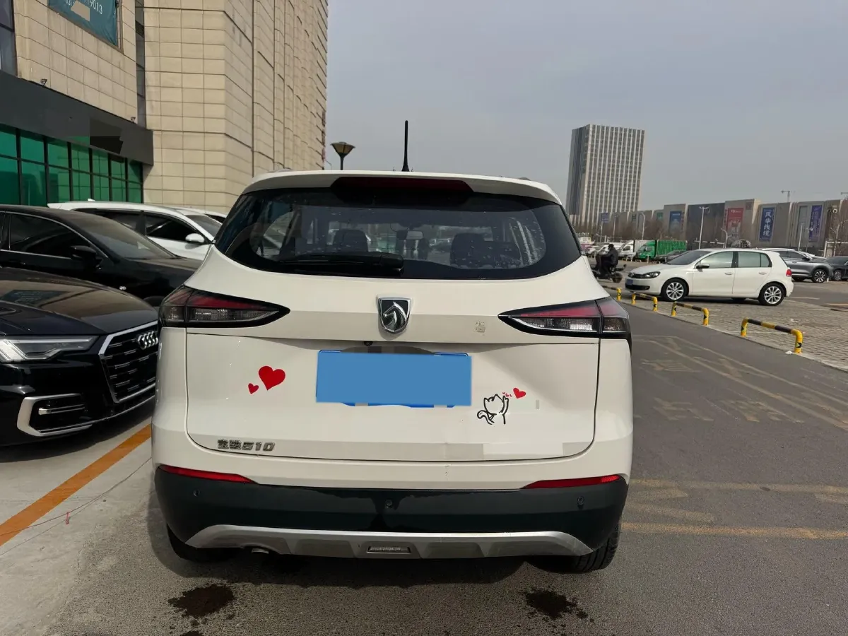 2019 BaoJun 510 1.5L 112HP L4 6MT,autocango,china used car exporter,china ev exporter,chinese used car exporter,chinese used ev exporter