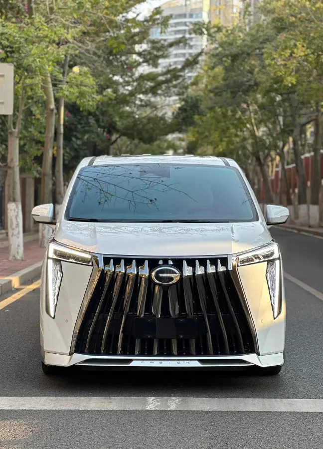 2023 GAC Trumpchi M8 2.0T 190HP L4 E-CVT Hybrid,autocango,china used car exporter,china ev exporter,chinese used car exporter,chinese used ev exporter