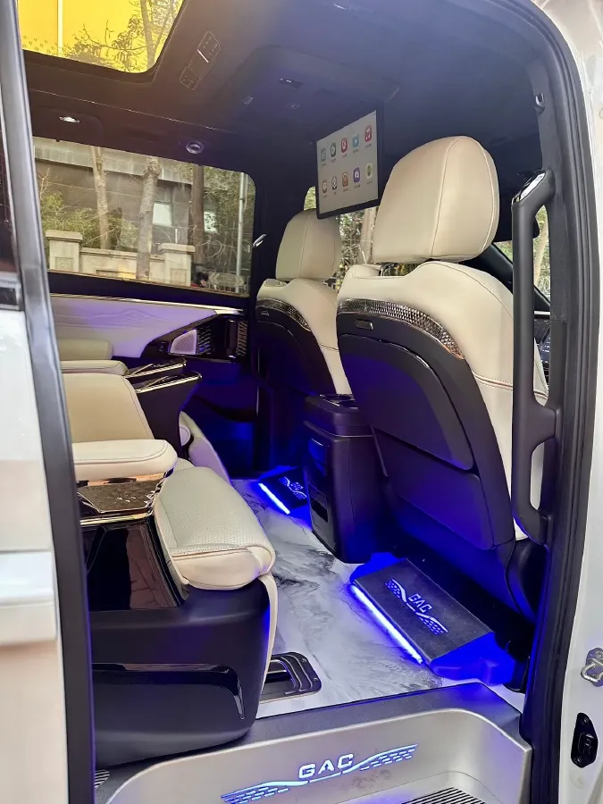 2023 GAC Trumpchi M8 2.0T 190HP L4 E-CVT Hybrid,autocango,china used car exporter,china ev exporter,chinese used car exporter,chinese used ev exporter