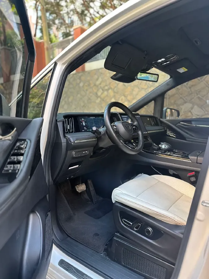 2023 GAC Trumpchi M8 2.0T 190HP L4 E-CVT Hybrid,autocango,china used car exporter,china ev exporter,chinese used car exporter,chinese used ev exporter